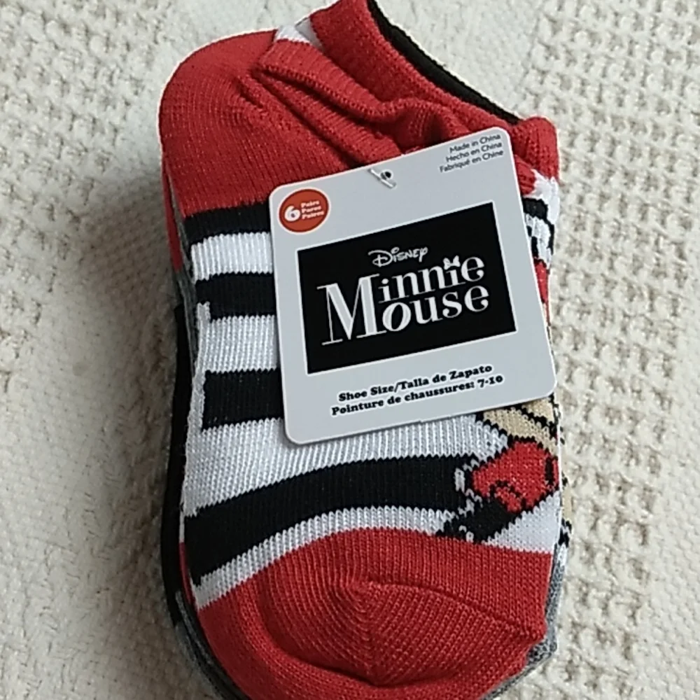 Disney Minnie Mouse 6 pairs of socks size 7 - 10 Red, Black, Gray & White